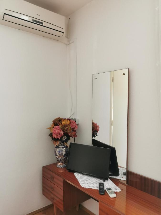 Room Dobrenka Хвар Экстерьер фото