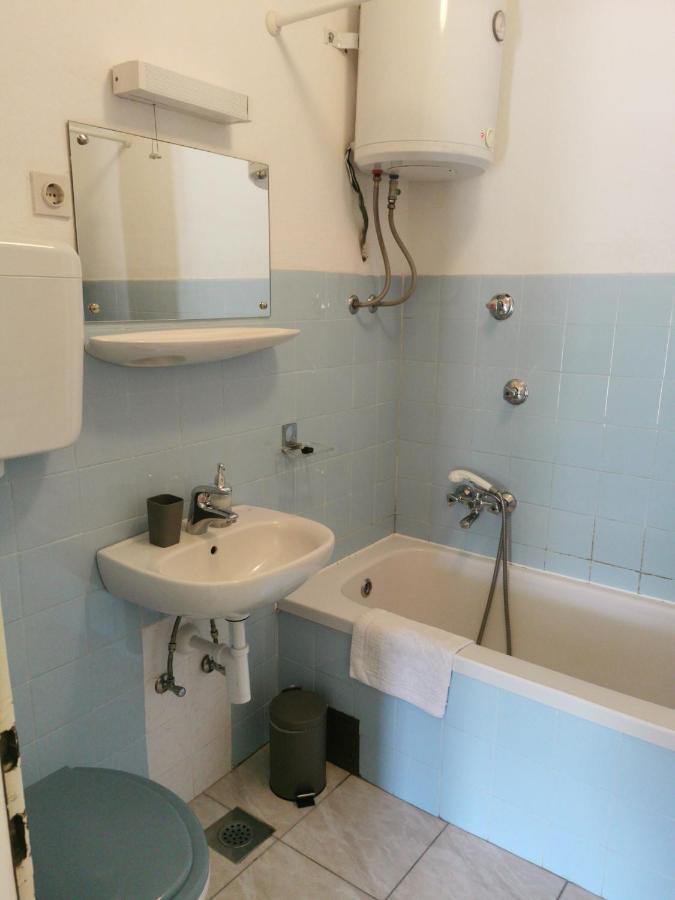 Room Dobrenka Хвар Экстерьер фото